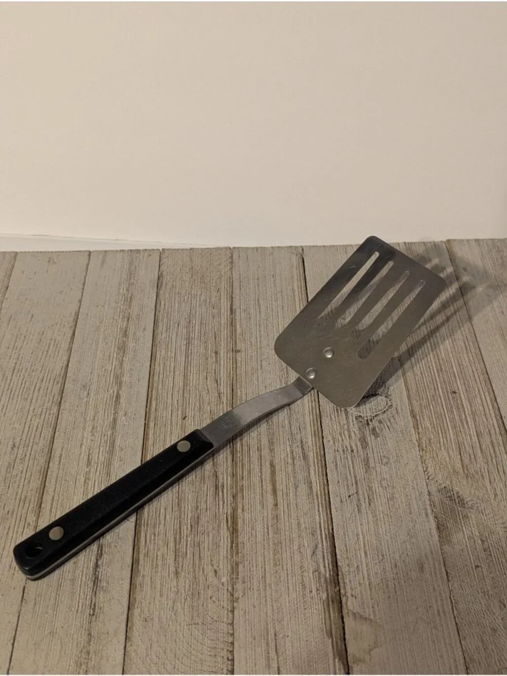 Vintage EKCO Flint USA Short Stainless Vanadium Slotted Spatula Black Handle 10